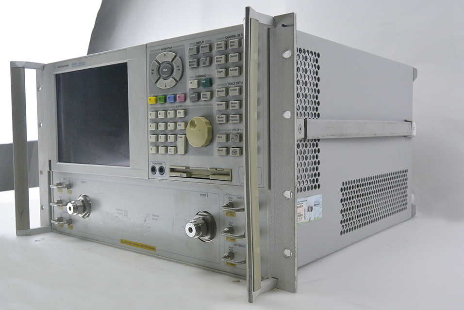 Keysight(Agilent) E8362B PNA Network Analyzer