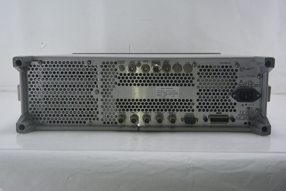 Keysight(Agilent) E4420B ESG-A Series Analog RF Signal Generator
