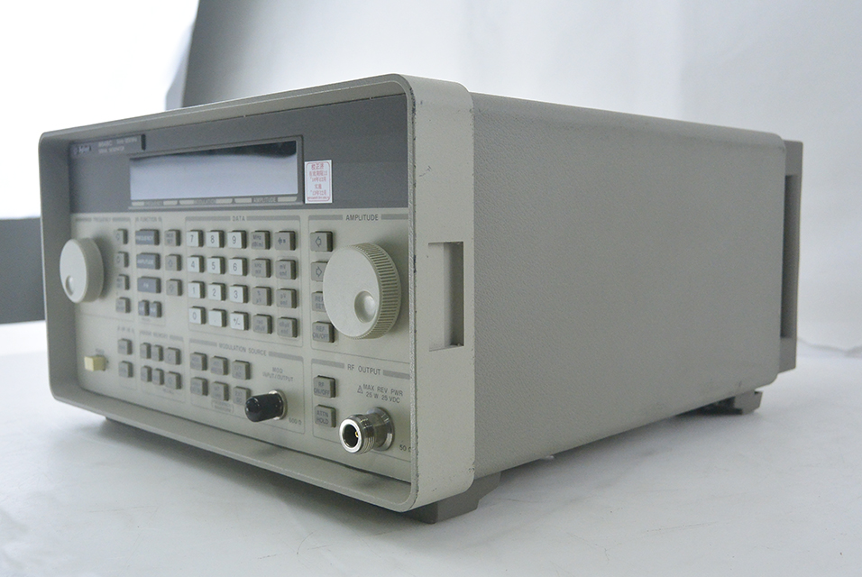 Keysight(Agilent) 8648C Synthesized RF Signal Generator