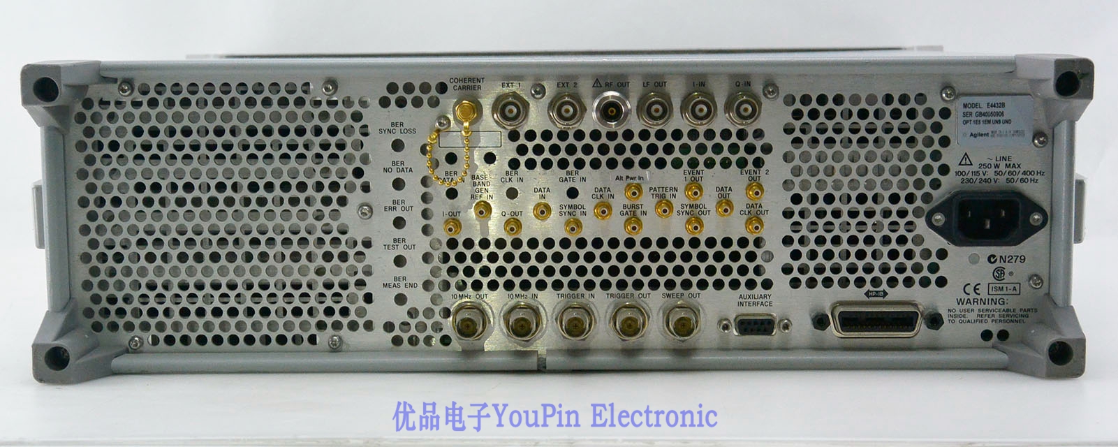 Keysight(Agilent) E4432B ESG-D Series Digital RF Signal Generator